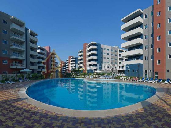 Pool View! 3BR. Apartment + Maid Room in Al Reef