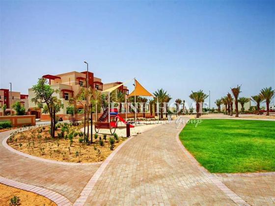 Move Now to studio with open view in Al Ghadeer
