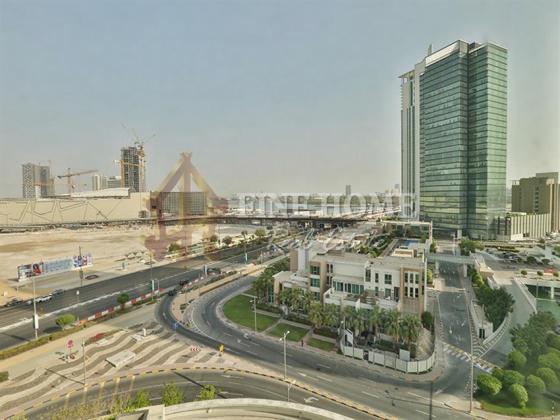 Marina Square offers you a combination of Urban lifestyle