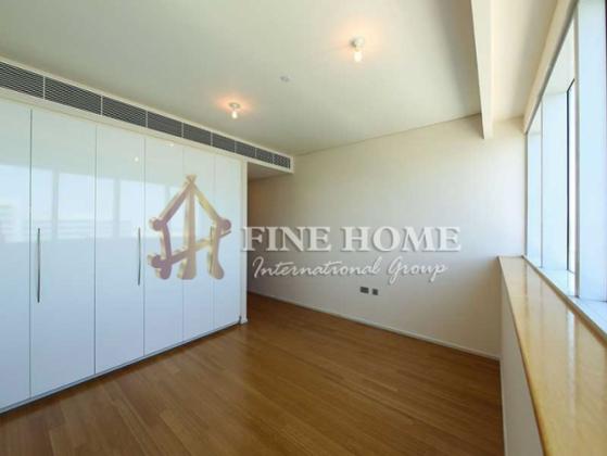 Best Deal! /Comfort & Luxurious 2BR+Balcony