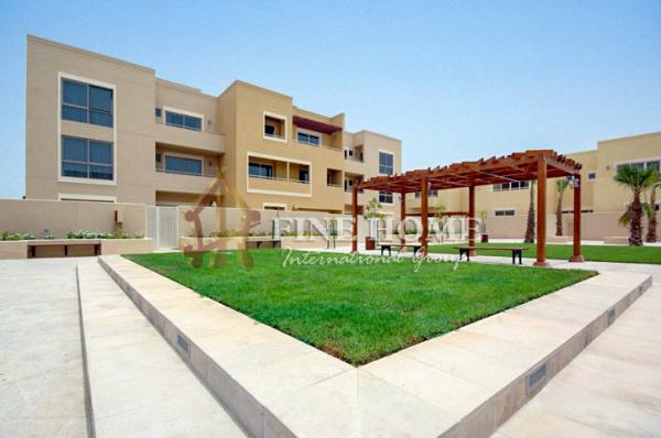 Spacious 4BHK in Qattouf with Private Garden
