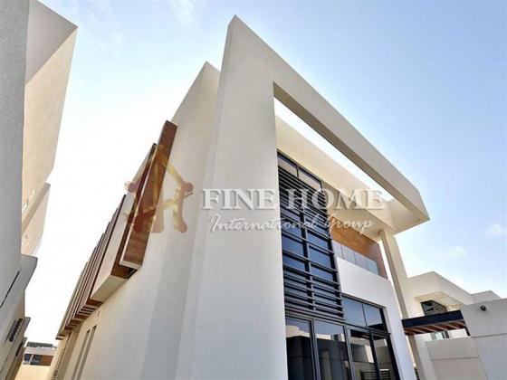 In West Yas, Great Villa for Your Lovely Family.