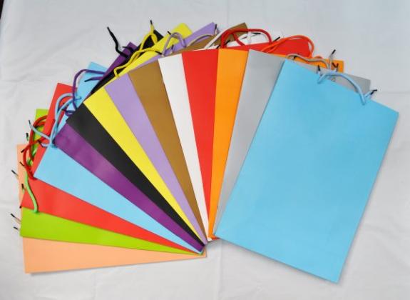 Wholesale Gift Bags Supplies in UAE