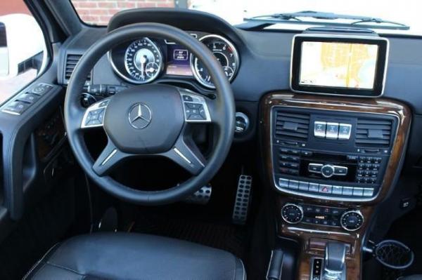 Selling my 2014 Mercedes-Benz G63 AMG very neatly used