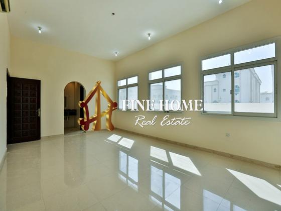 Ready to move Spacious 5BR Villa with Private Entrance