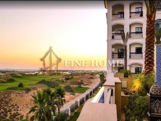 Amazing Pool View 2BR Apartment with Balcony