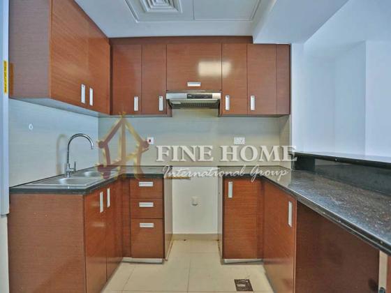 Full Sea View/Lavish 2MBR with Laundry Room