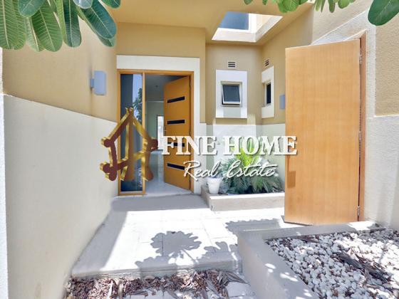 Huge Spacious 3BR Townhouse with Study Room and Maid's Room