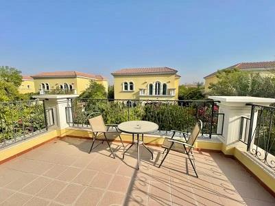 Villas for sale in Jumeirah Park