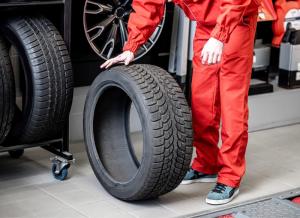 Emergency Flat Tyre Repair in Dubai