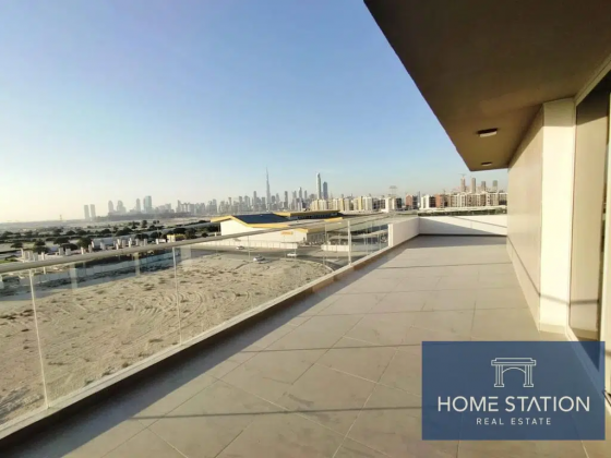 Luxurious 2 Bedroom Apartment in Dubai - Prime Location