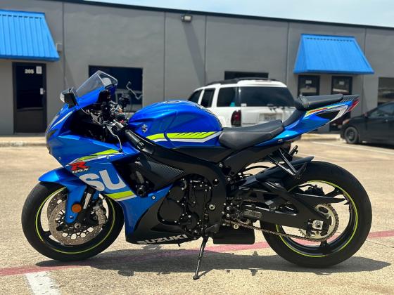 2017 Suzuki GSX-R 600 WhatsApp +13236413248