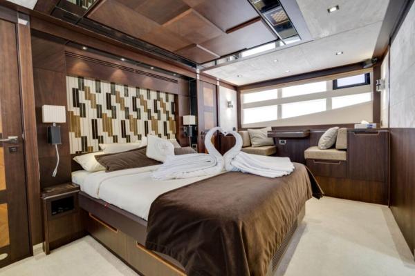 Galeon 80Ft