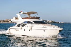 Empire Yacht: Dubai Luxury Yacht Azimut 50Ft
