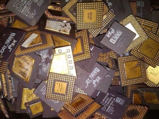 CPU CERAMIC PROCESSOR , RAM , MOTHERBOARD / Intel Pentium Pro Ceramic CPU for sale